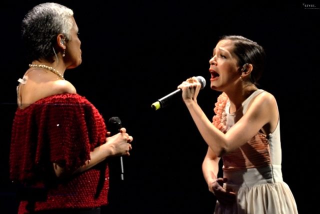 Natalia_Lafourcade_Eugenia_Leon_Show_1000